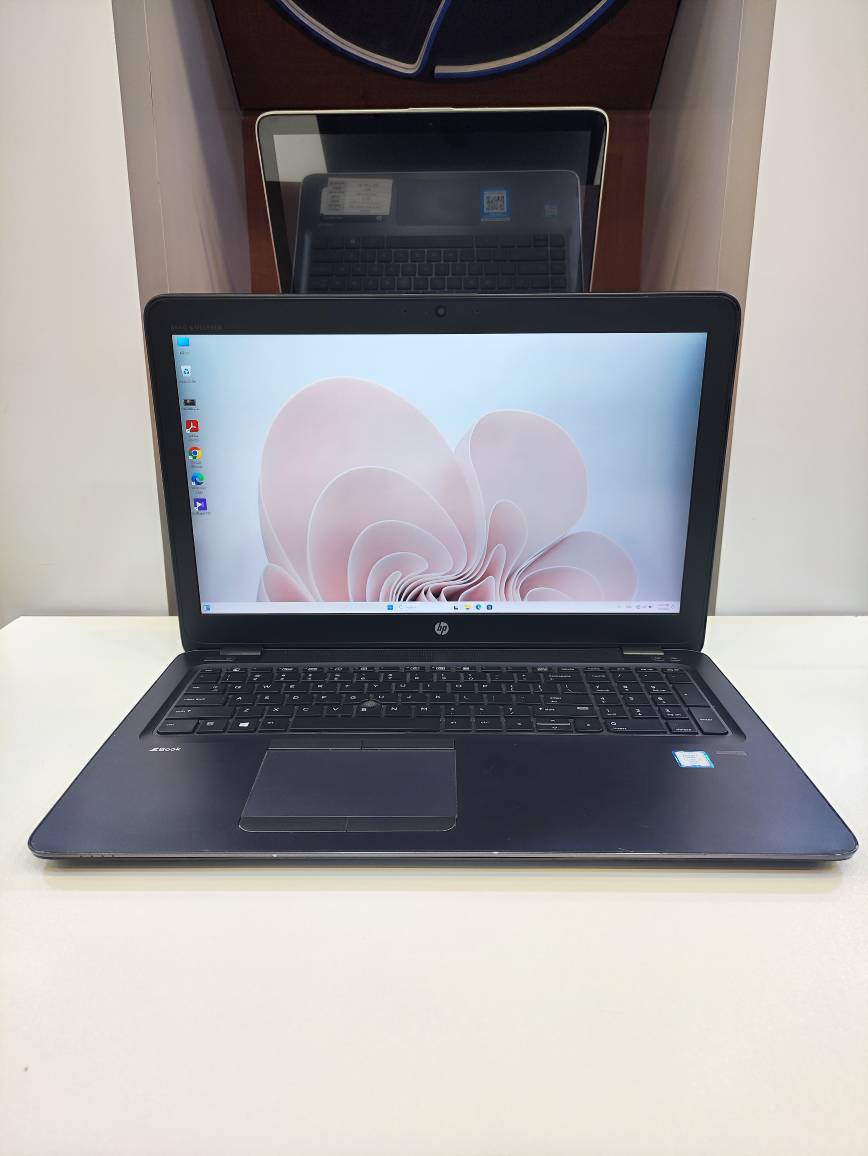 لپ تاپ ورک استیشن HP ZBook 15u G3 | Core i7-6600U | RAM 16GB | FirePro 2GB