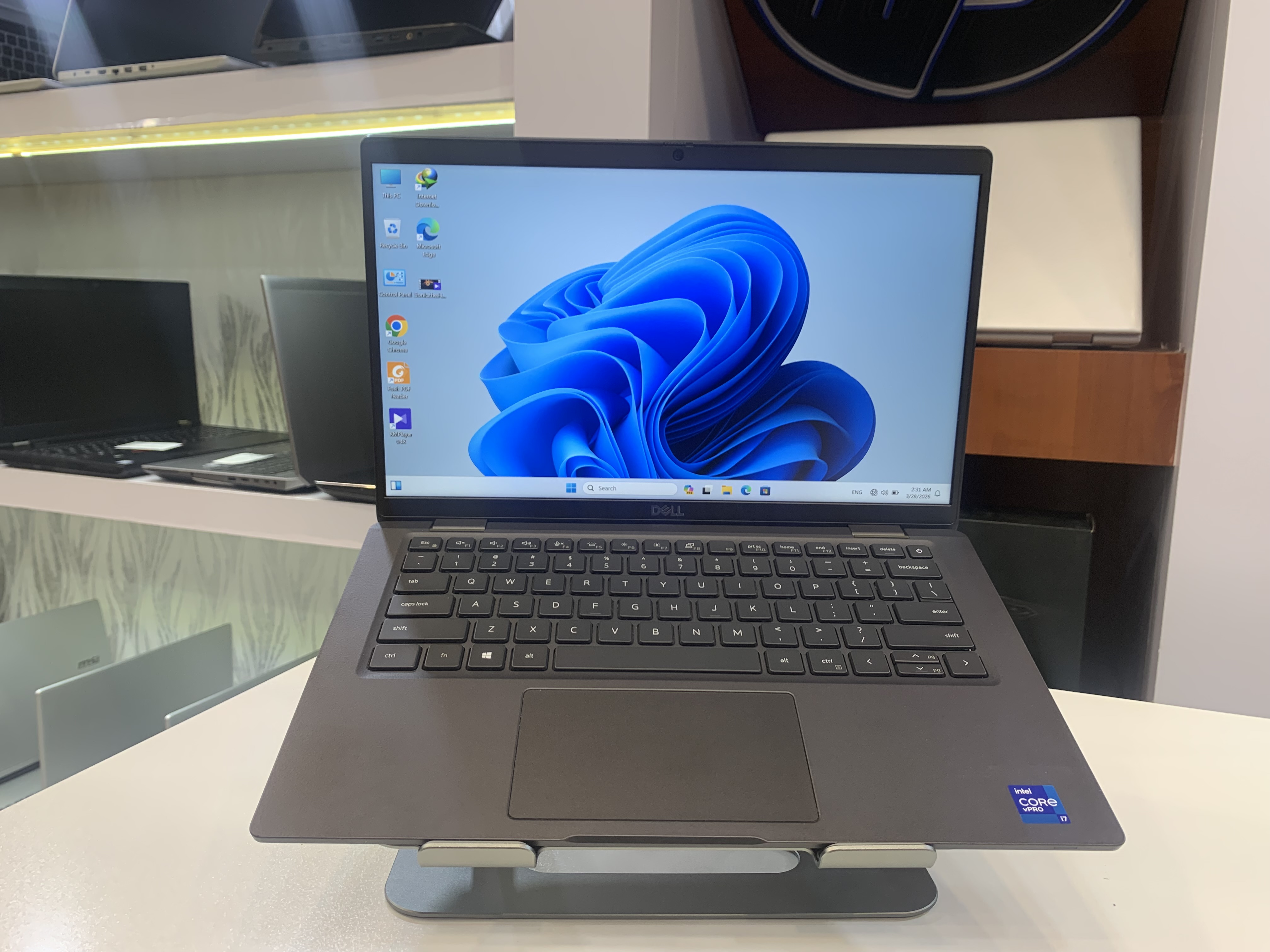 لپ تاپ Dell Latitude 7420 | Core i7-1185G7 | RAM 16GB | SSD 512GB | نسل 11