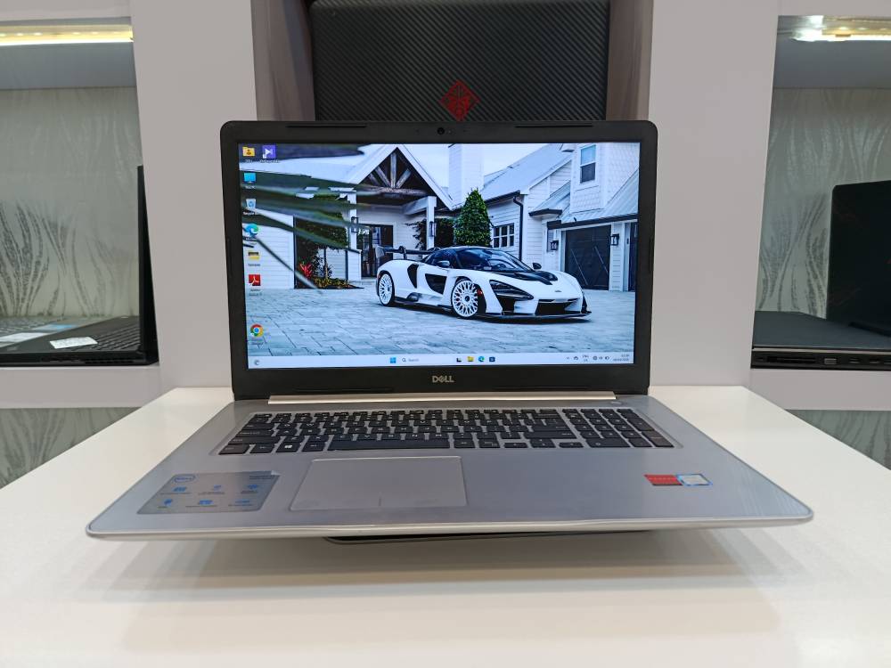 لپ تاپ Dell Inspiron 5770 | Core i7-8550U | Radeon 530| 8GB RAM | SSD 256GB