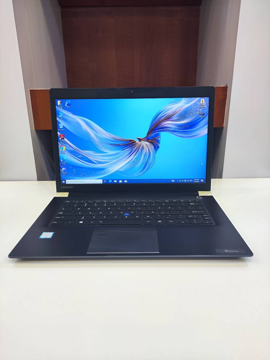 لپ تاپ Toshiba Portege X40-D | Core i5-7300U | RAM 8GB | SSD 256GB | 14 Inch